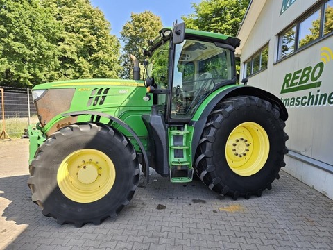 John Deere 6210R