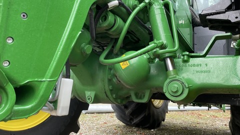 John Deere 6R250