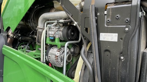 John Deere 6R250