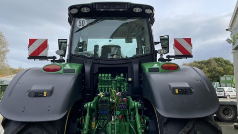 John Deere 6R250