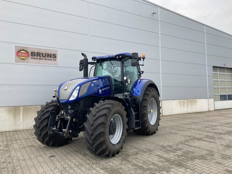 <strong>New Holland T7.275 A</strong><br />