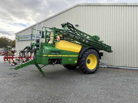 John Deere R944i POWRSPRAY 