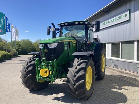 John Deere 6R215