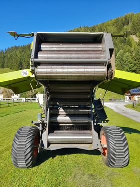 Claas Rundballenpresse Rollant 375 RC