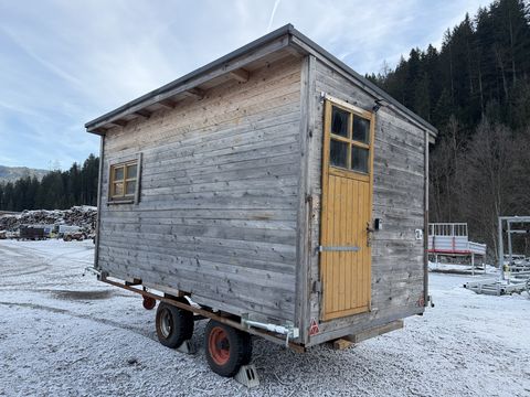 Sonstige Partyanhänger mit Eckbank u. Heizung