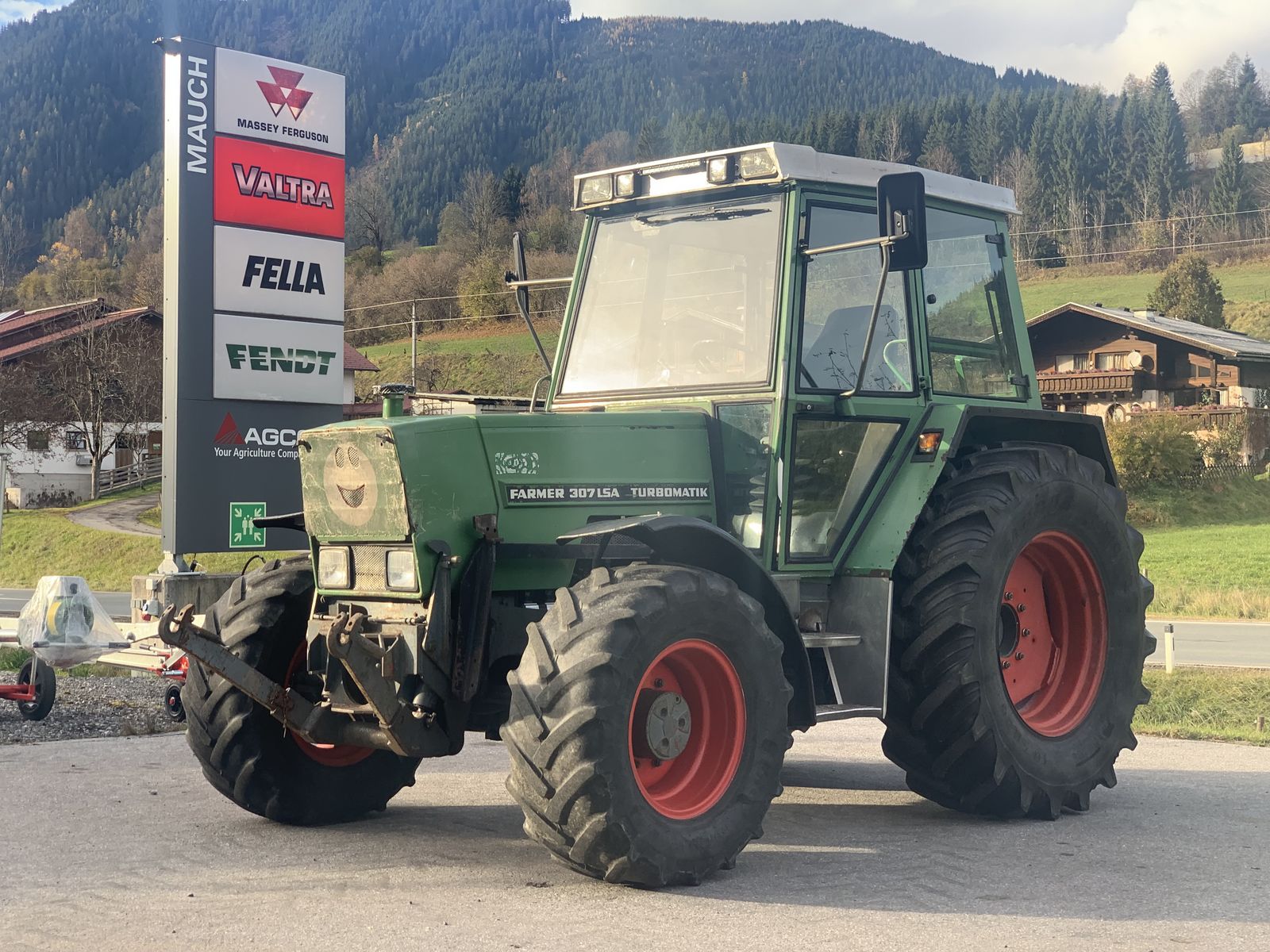 Fendt Farmer 307 LSA 40 km/h 1