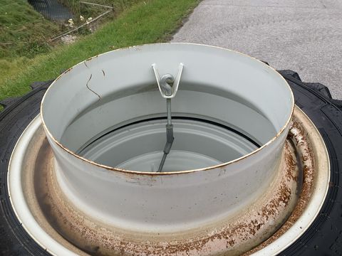 Trinker Zwillingsräder 320/85-38