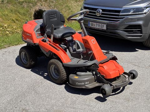 Husqvarna Rider R 214 TC