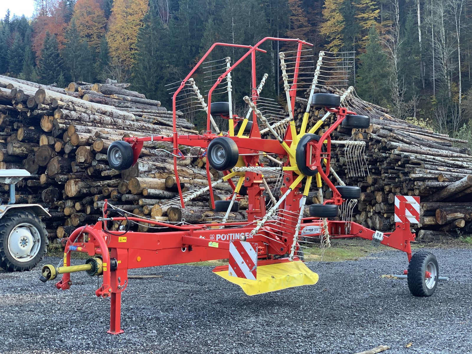Pöttinger Schwader EUROTOP 701 A 1