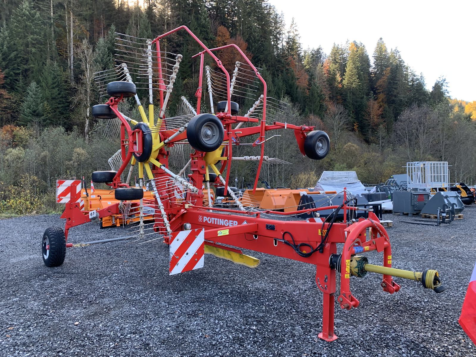 Pöttinger Schwader EUROTOP 701 A 3