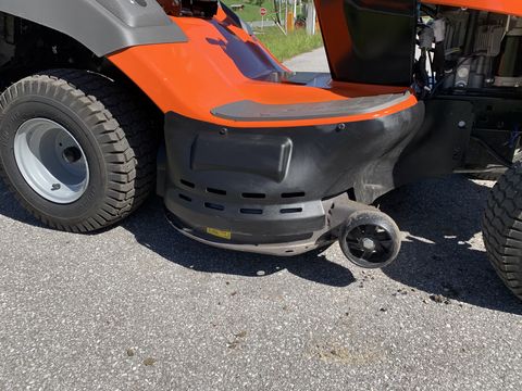Husqvarna Rasentraktor TC 138L