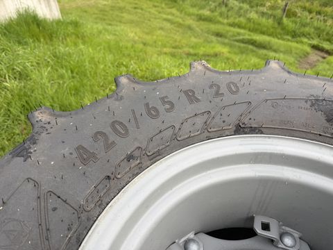 Mitas Kompletträder 420/65-20 + 540/65-28