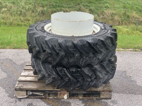 Trinker Zwillingsräder 280/85-24