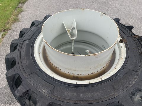 Trinker Zwillingsräder 280/85-24