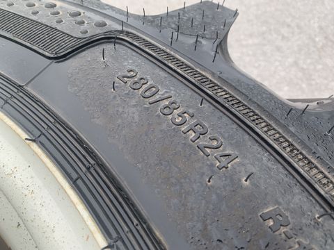 Trinker Zwillingsräder 280/85-24