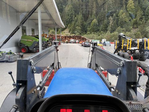 New Holland TM 190