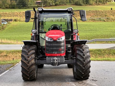 Massey Ferguson MF 4708M Cab Essential D2