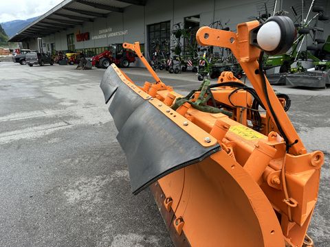 Schmidt Schneepflug M304