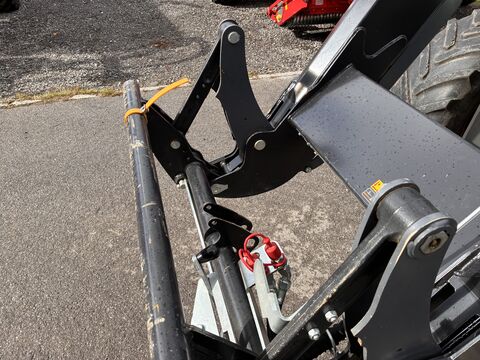 Hauer Frontlader XB 110 Bionic