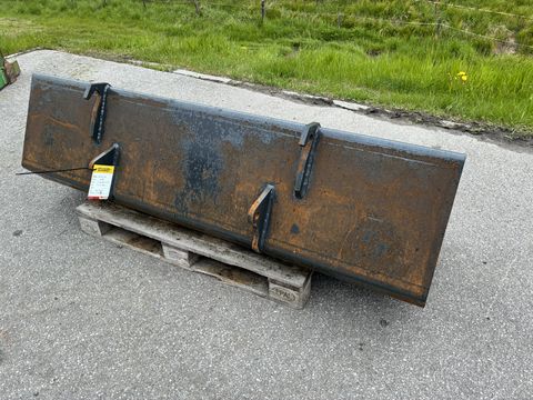 Sonstige Schaufel 2m mit Euro Aufnahme