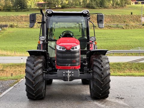 Massey Ferguson MF 4708M Cab Essential D2