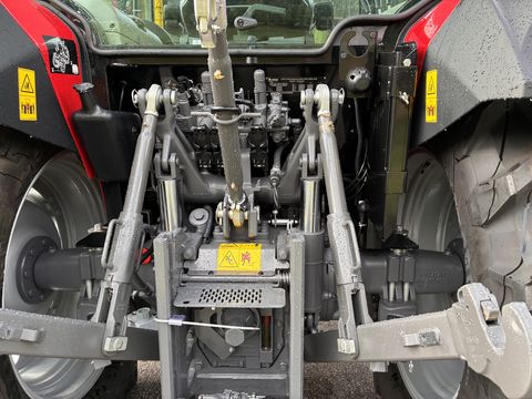Massey Ferguson MF 4708M Cab Essential D2