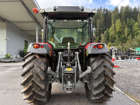 Massey Ferguson MF 4708M Cab Essential D2