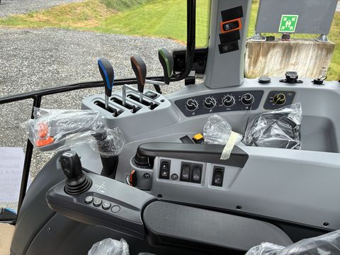Valtra A115 Bronzemetallic