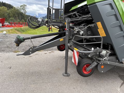 Fendt Rundballenpresse Rotana 130 F