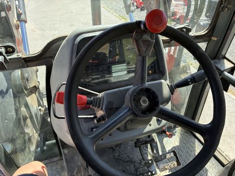 Massey Ferguson MF 4245 + Stoll Frontlader