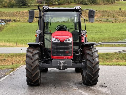 Massey Ferguson MF 4708M Cab Essential D2