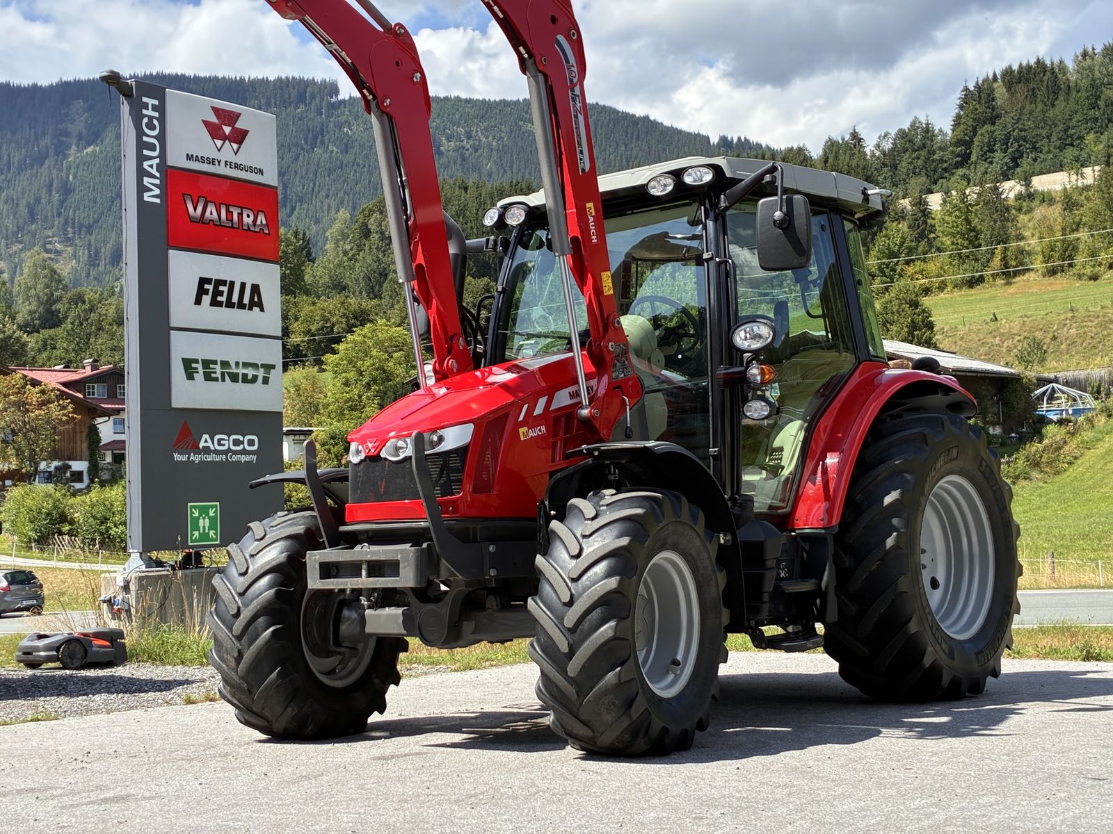 Massey Ferguson MF 5608 Dyna-4