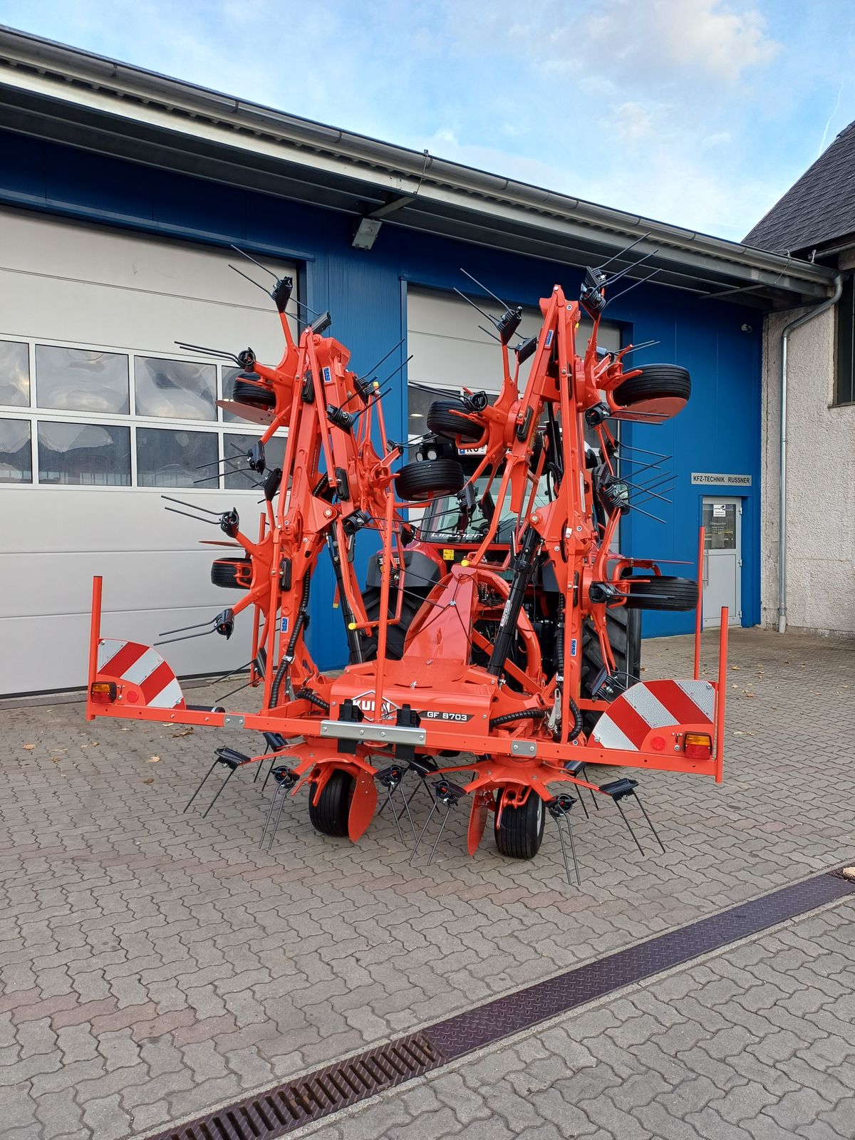 Kuhn GF 8703 2
