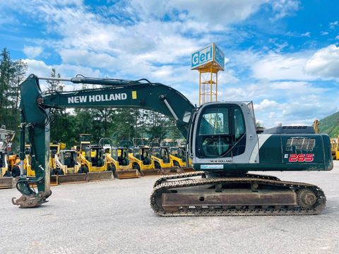 New Holland E265