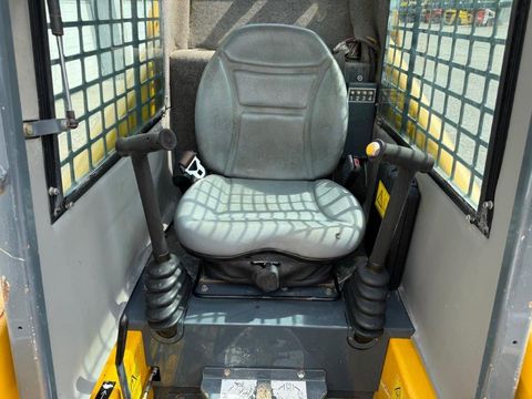 3967-7de8c93ab3ec5e5d11ba52e4f3a89830-5937386