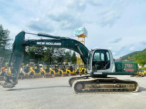 New Holland E305