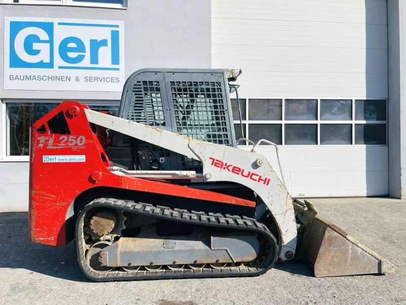 Takeuchi TL250 2
