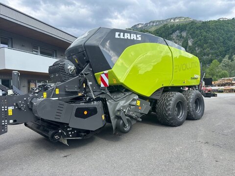 CLAAS Quandrant 5200 FC Tandem EVOLUTION mit Vorbauhäc