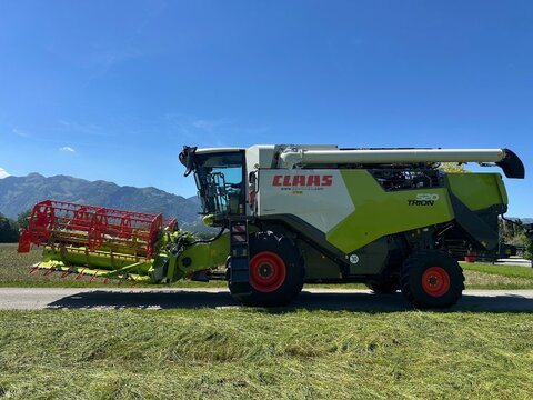 CLAAS Trion 520 Mega Austattung  *New* Schneidwerk Opt