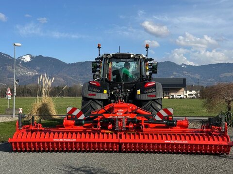 Kuhn HR 6030 R  6 Meter Kreiselegge