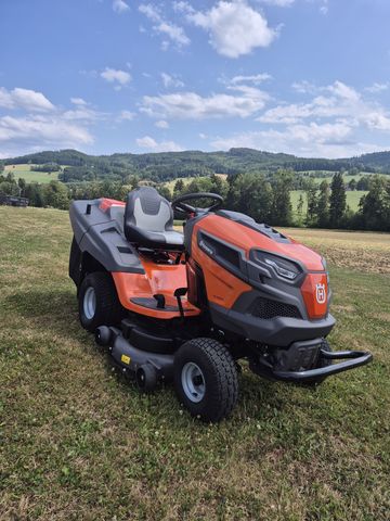 Husqvarna Rasentraktor TC 242TX