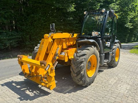 JCB 541-70