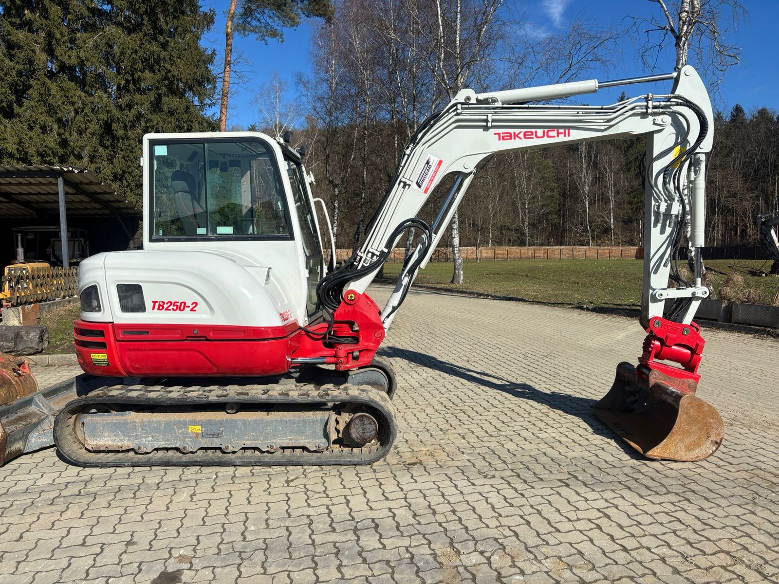 Takeuchi TB 250-2 2