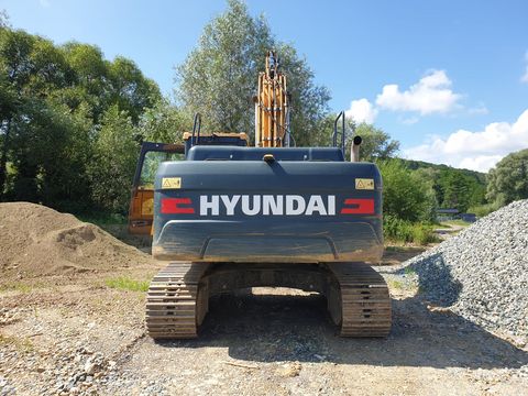 Hyundai HX 220 L