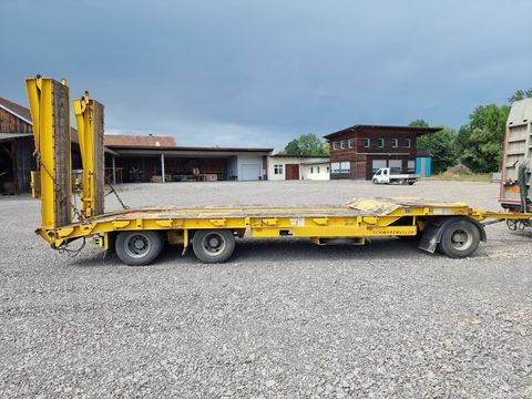 4014-c5cc807577175e611cd0b33e2cb5b633-5914289