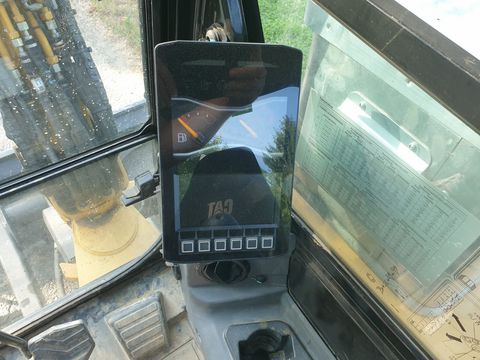 4014-e23c432518f27d18b97d5edf26b084e0-5981360