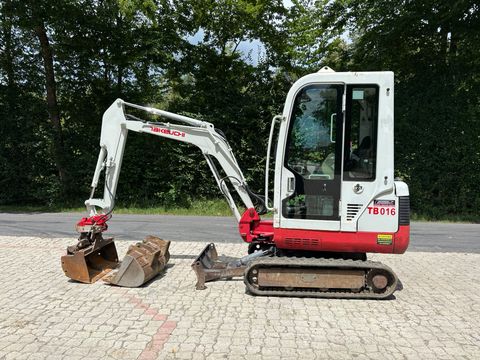 Takeuchi TB 016