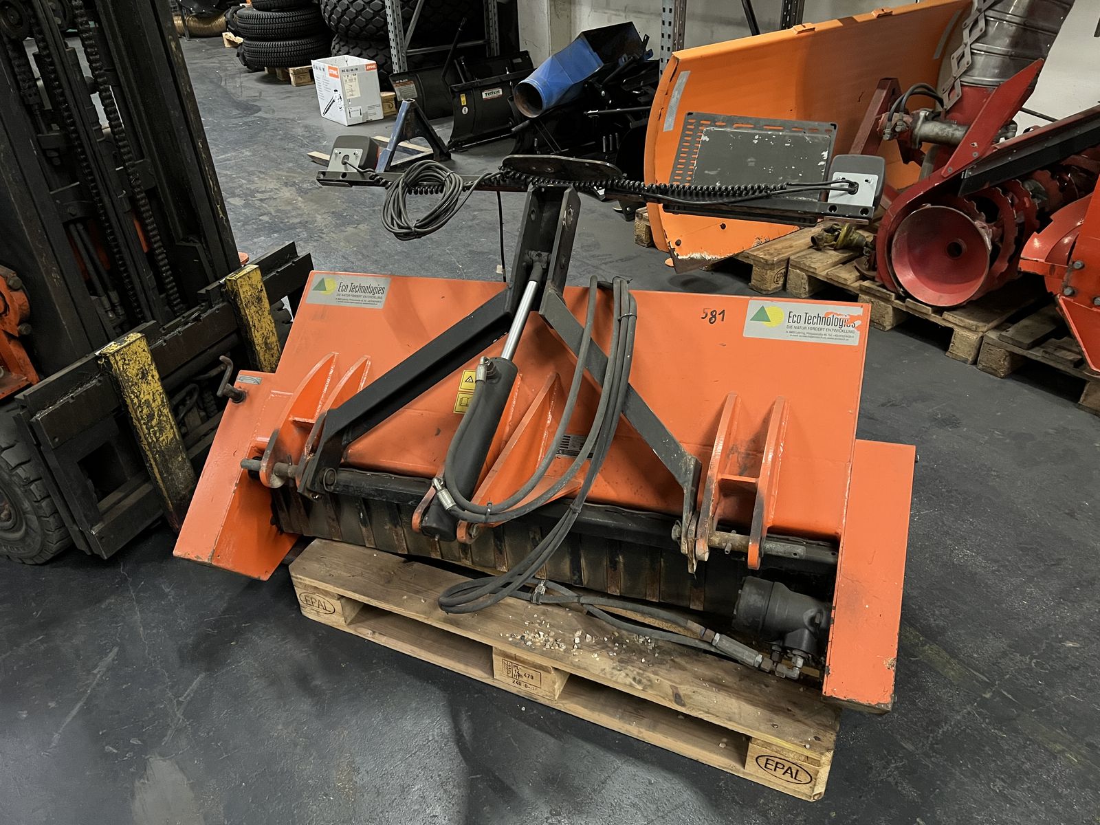 Eco Technologies Selbstladestreuer 0XL-300  2