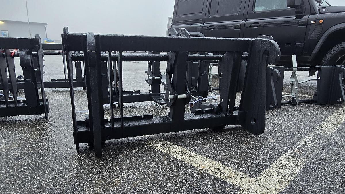 BIG Adapter Claas Scorpio auf Dreipunkt 2