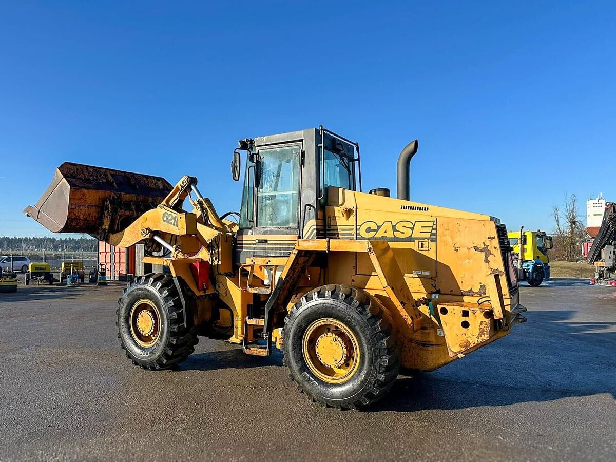 Case IH 621B Radlader 3